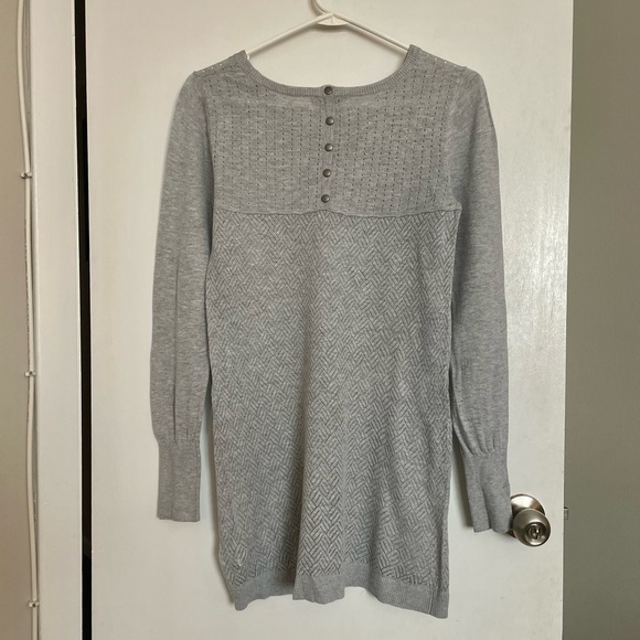 “Heart on your sleeve” Tunic Knit Sweater - Size S - Picture 5 of 12
